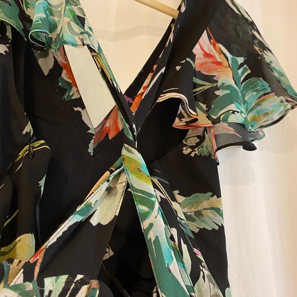 Fancy Floral Jumpsuit - Picture 10 of 10